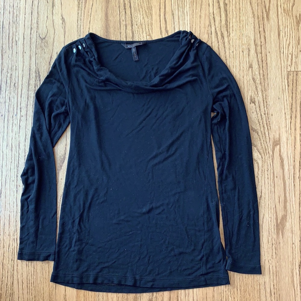 BCBG Max Azria boat/scoop neck long sleeve shirt